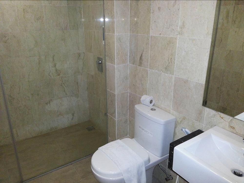 The Corum View Hotel Bayan Lepas Dış mekan fotoğraf