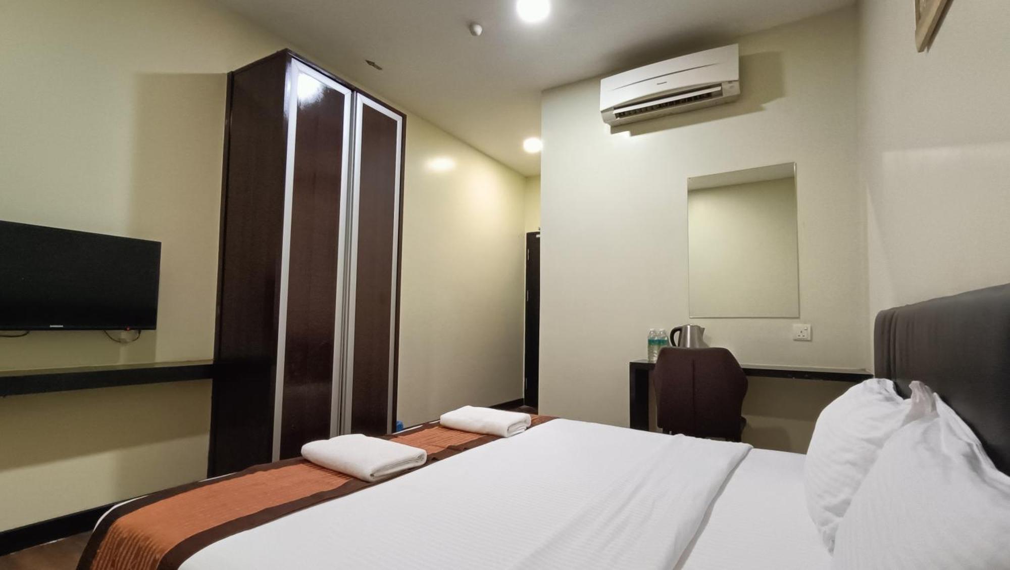 The Corum View Hotel Bayan Lepas Dış mekan fotoğraf